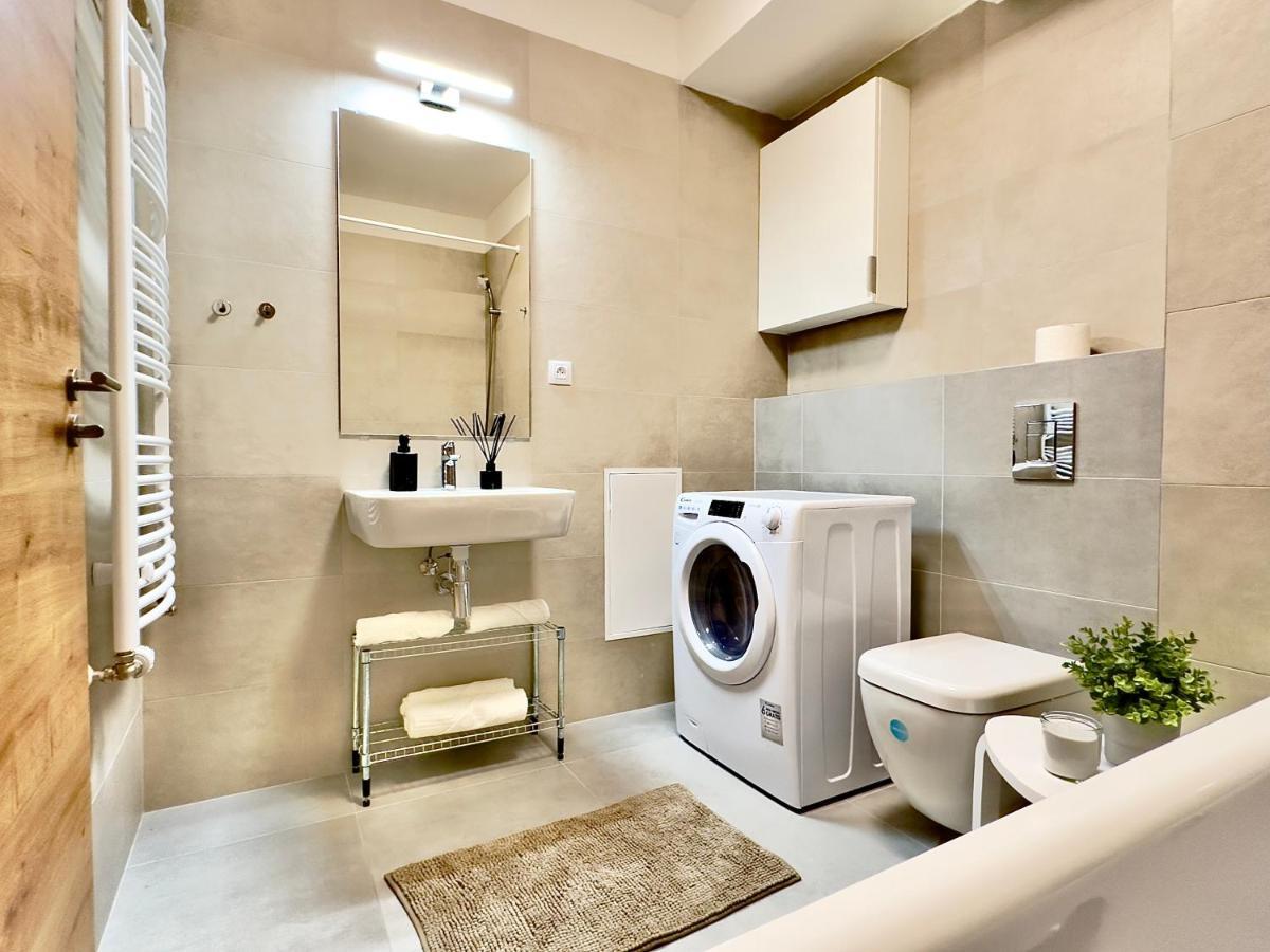 Apartmán Yarn - Brand New - Free Parking - Balcony With View - Shopping Mall Bratislava